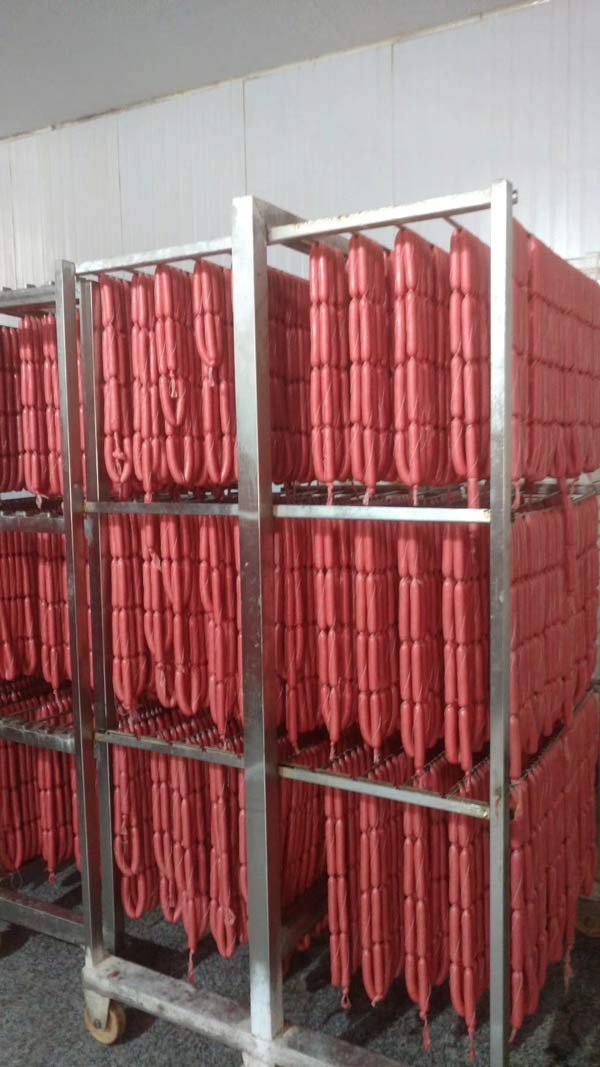 肉類(lèi)烤腸加工生產(chǎn)成套設(shè)備